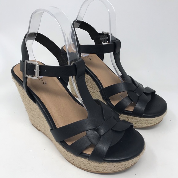 wide width black wedges